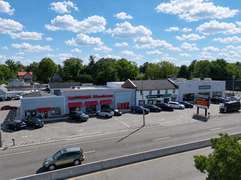389 State Route 10, East Hanover, NJ à louer - Photo de l’immeuble – Image 3 sur 8