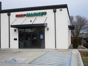 401 E Kansas Ave, Garden City, KS à louer Photo intérieure– Image 2 sur 8