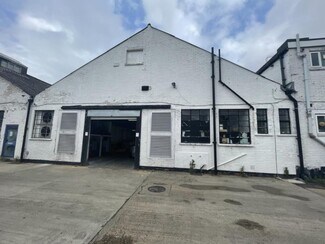 Plus de détails pour Bridge Rd, Camberley - Industriel/Logistique à louer