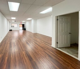 295 Humboldt St, Brooklyn, NY à louer Photo intérieure– Image 1 sur 2