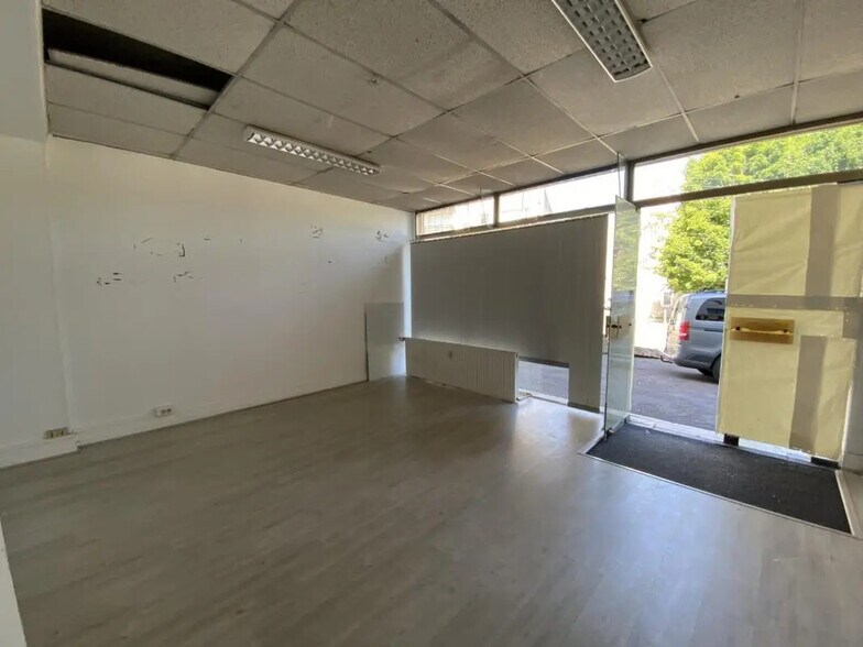 Local commercial dans Chartres à louer - Photo de l’immeuble – Image 3 sur 5