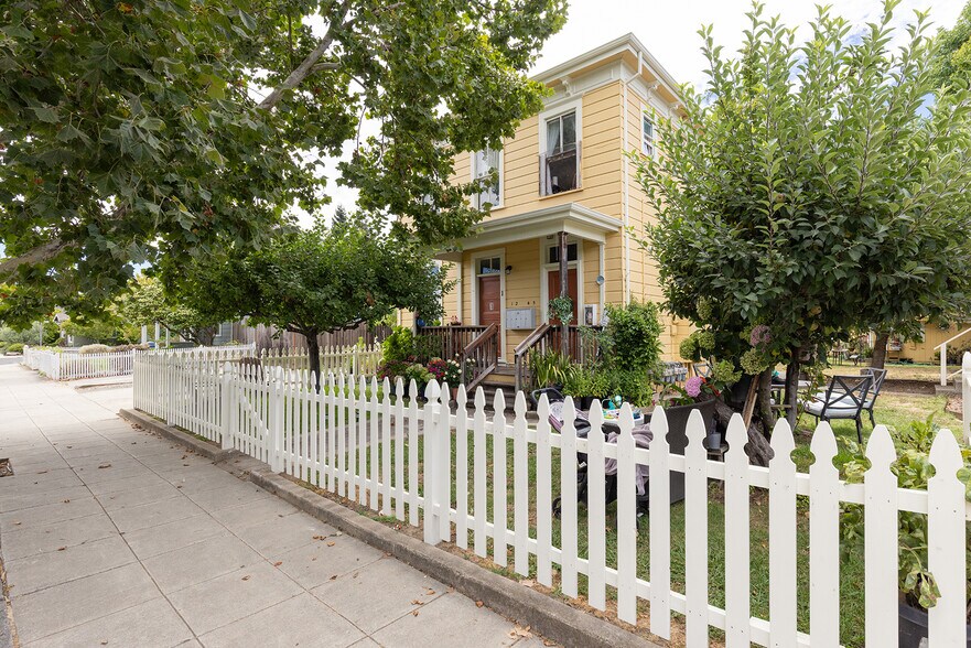 2123 2nd St, Napa, CA à vendre - Photo de l’immeuble – Image 2 sur 25