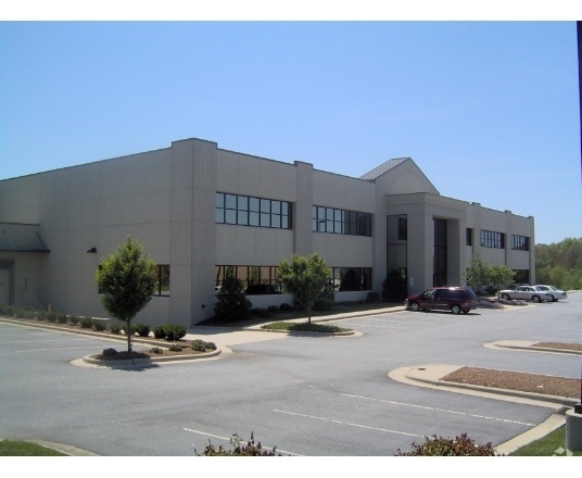 1507 7th St SE, Hickory, NC à louer - Photo de l’immeuble – Image 2 sur 8