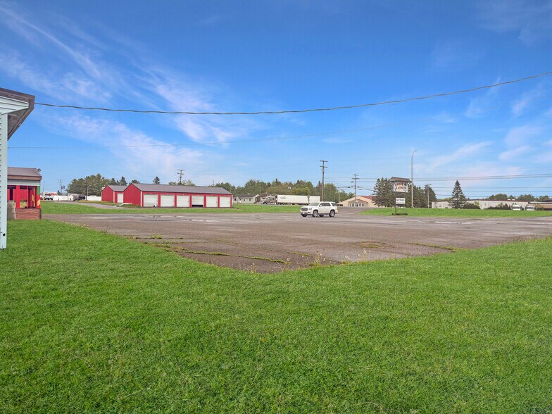 18 Access Hwy, Caribou, ME à vendre - Photo de l’immeuble – Image 2 sur 21