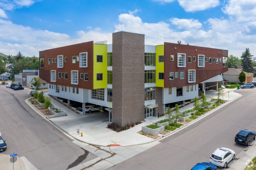 202 6th St, Castle Rock, CO à louer - Photo principale – Image 1 sur 4