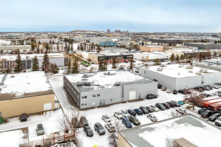 17515 108th Ave NW, Edmonton, AB à louer - Aérien – Image 3 sur 3