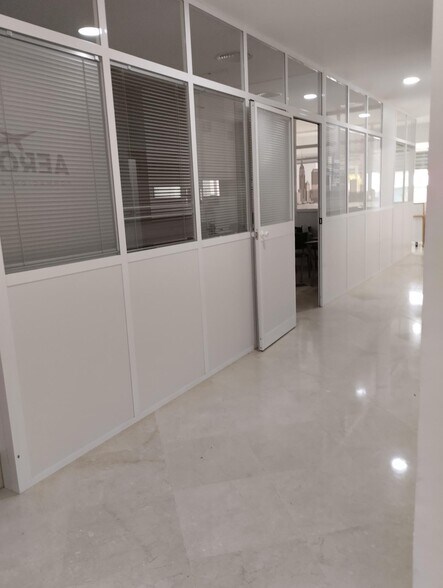 Local commercial dans Córdoba, Córdoba à vendre - Photo intérieure – Image 1 sur 20