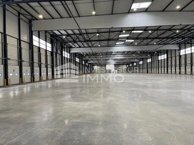 Plus de détails pour Local d'activités, Industriel/Logistique à louer