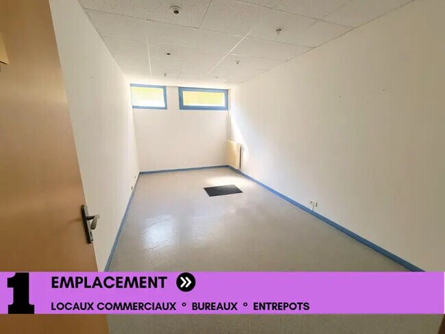 Plus de détails pour Local d’activités à vendre