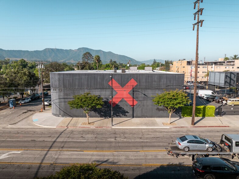 1031 S Victory Blvd, Burbank, CA à vendre - Photo principale – Image 1 sur 15