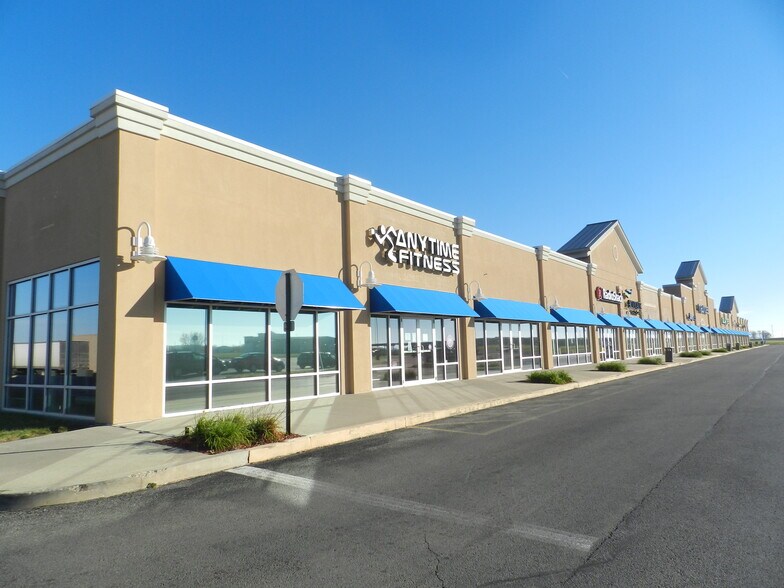 301 Towne Center Blvd, Van Wert, OH à louer - Photo principale – Image 1 sur 2