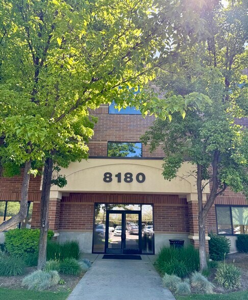 8180 S 700 E, Sandy, UT à vendre - Photo de l’immeuble – Image 2 sur 14