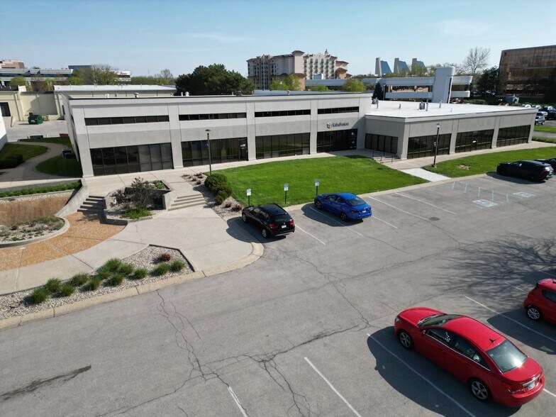 8765 Guion Rd, Indianapolis, IN à louer - Autre – Image 2 sur 4