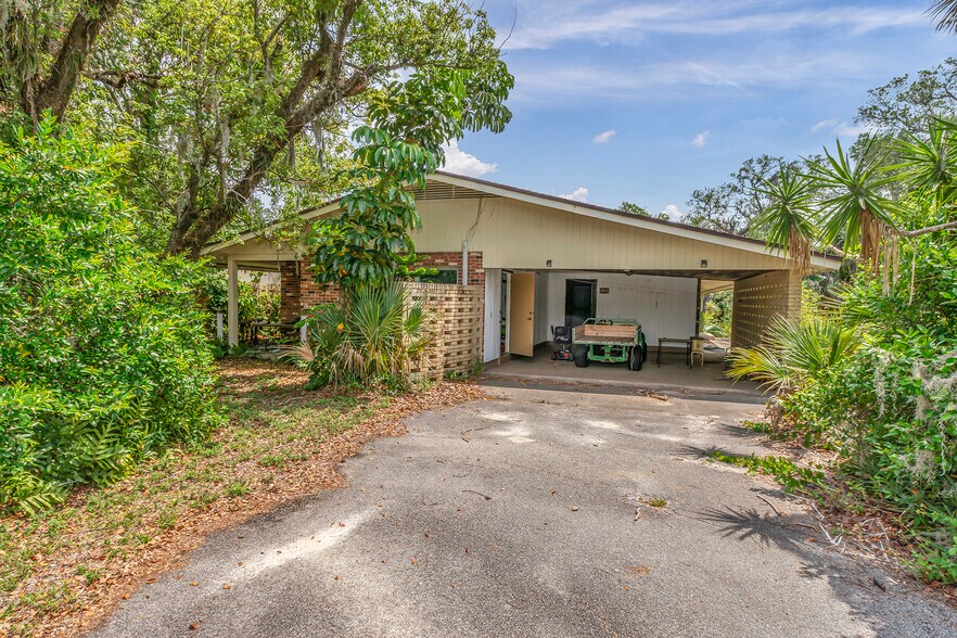 625 E Melbourne Ave, Melbourne, FL à vendre - Photo de l’immeuble – Image 3 sur 53