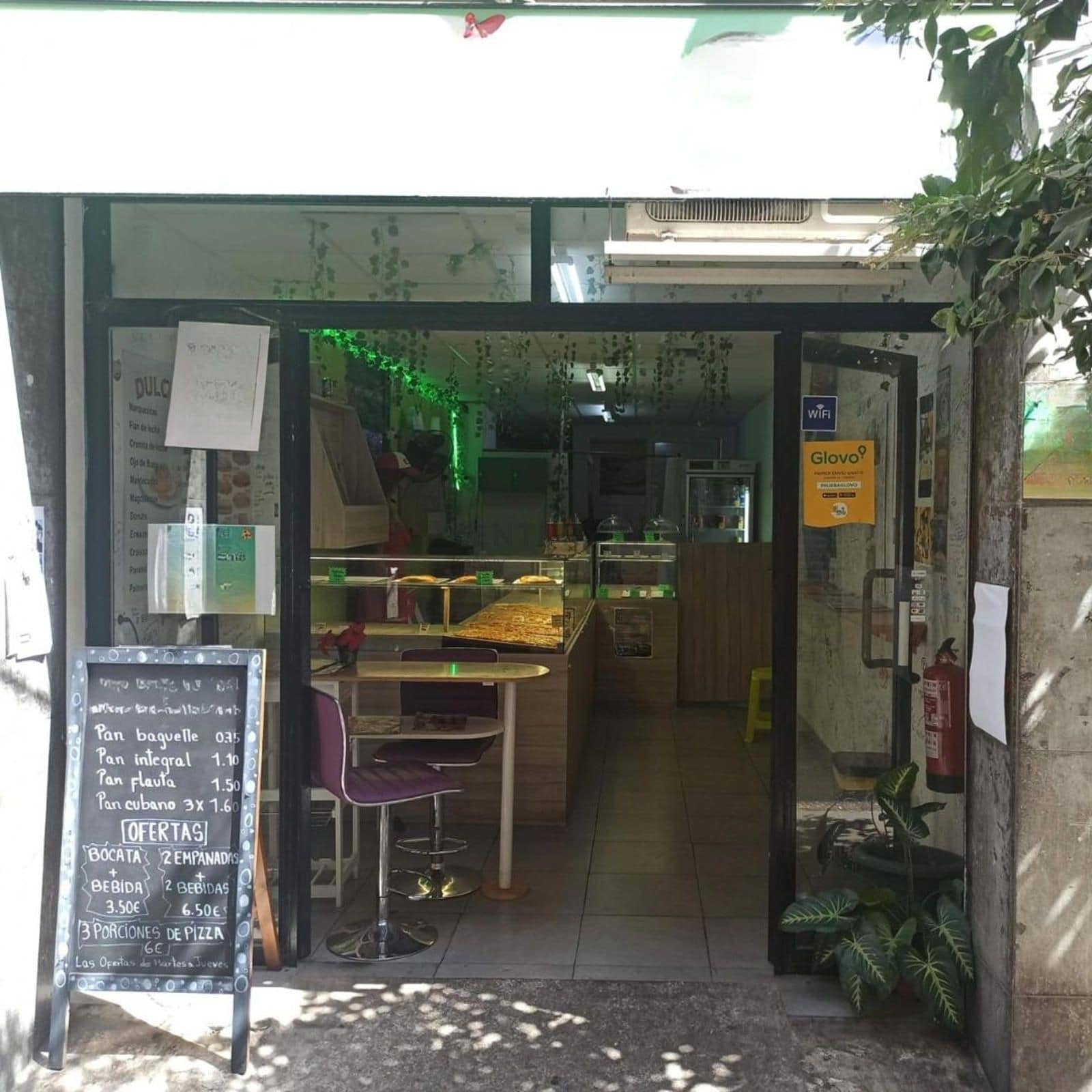 Local commercial dans Barcelone, Barcelona à louer Photo intérieure– Image 1 sur 12