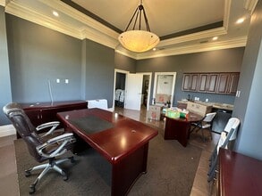 11390 Palm Beach Blvd, Fort Myers, FL à louer Photo de l’immeuble– Image 2 sur 22
