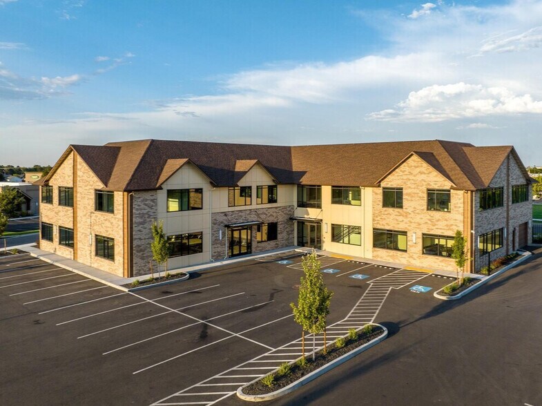 30 S Louisiana St, Kennewick, WA à louer - Photo de l’immeuble – Image 1 sur 11