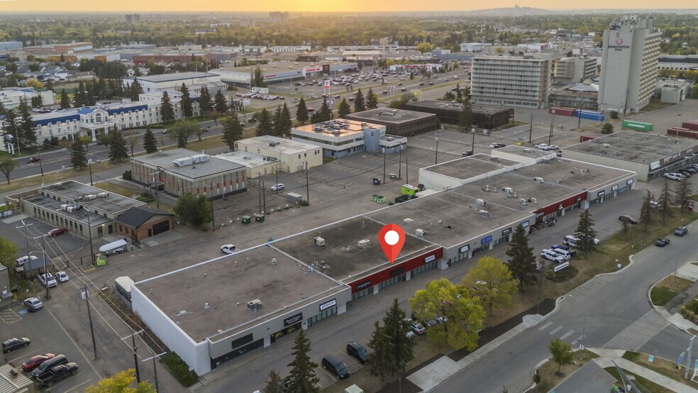 20 Airport Rd NW, Edmonton, AB à louer - Photo de l’immeuble – Image 1 sur 16