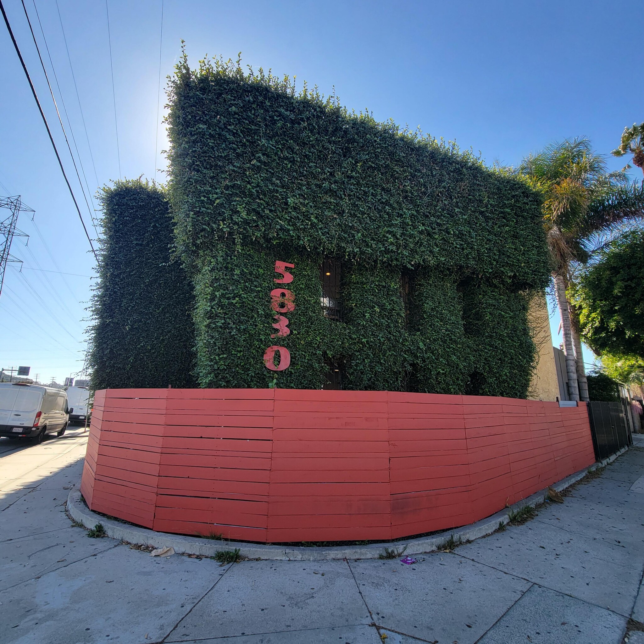5830 Adams Blvd, Culver City, CA à vendre Photo de l’immeuble– Image 1 sur 25