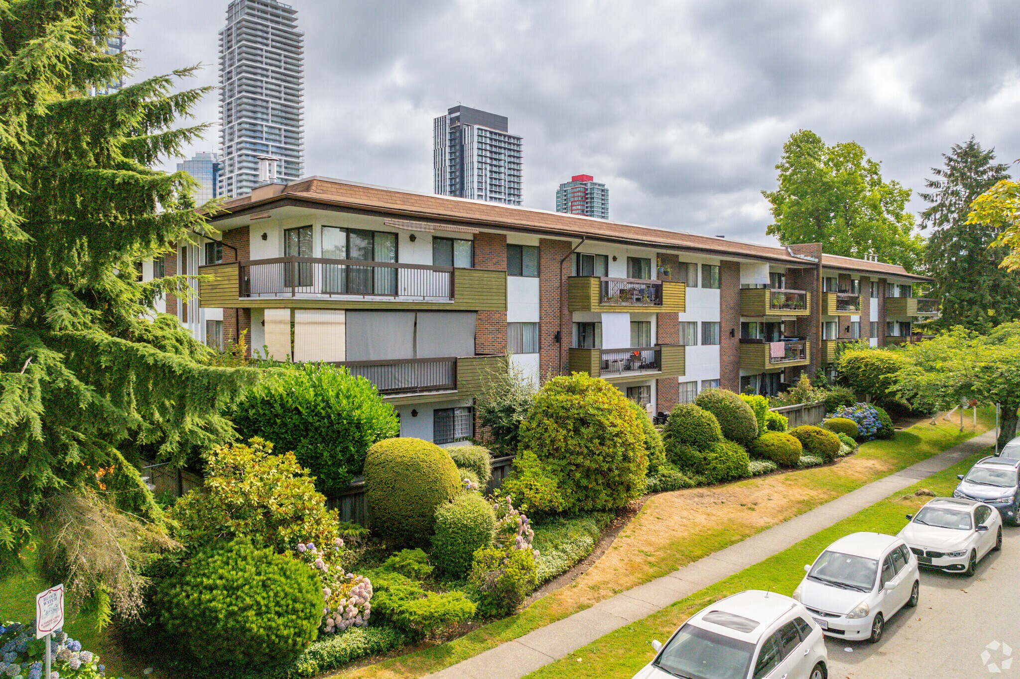 6669 Telford Av, Burnaby, BC à vendre Photo principale– Image 1 sur 3