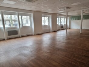 6 Boulevard De Sébastopol, Paris à louer Photo intérieure– Image 2 sur 8