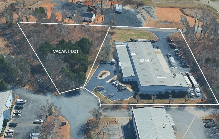 5254 S Pit Rd, Harrisburg, NC à vendre - Photo de l’immeuble – Image 2 sur 7