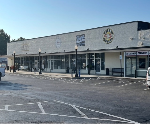 105 Carbonton Rd, Sanford, NC à louer - Photo de l’immeuble – Image 3 sur 5