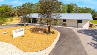 626 FM 1863, New Braunfels, TX à louer Photo de l’immeuble– Image 2 sur 7