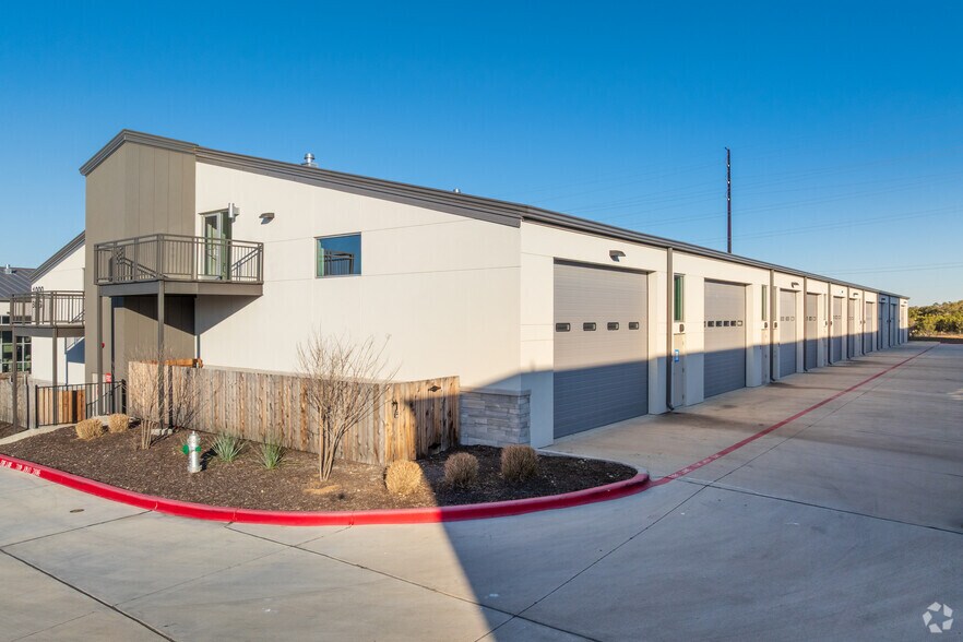 1009 N RR 620, Lakeway, TX à vendre - Photo de l’immeuble – Image 3 sur 7