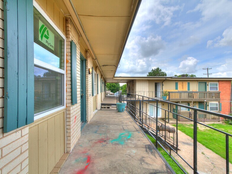 1731 NW 32nd St, Oklahoma City, OK à vendre - Photo de l’immeuble – Image 3 sur 49