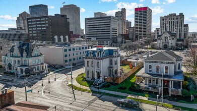 208 W Monument Ave, Dayton, OH - VUE AÉRIENNE vue de carte - Image1