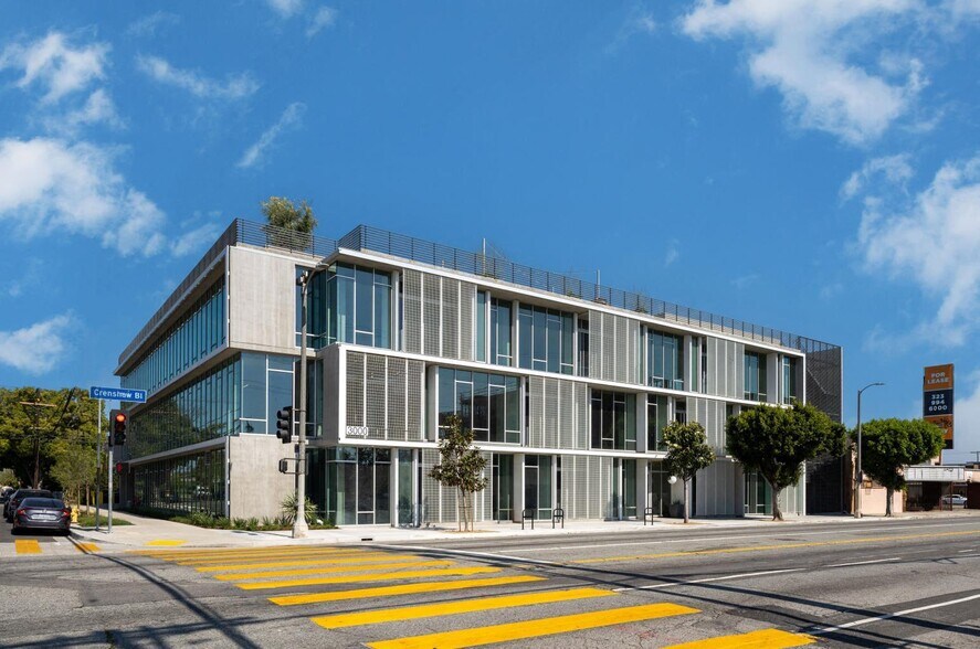 3000 Crenshaw Blvd, Los Angeles, CA à louer - Photo de l’immeuble – Image 1 sur 16