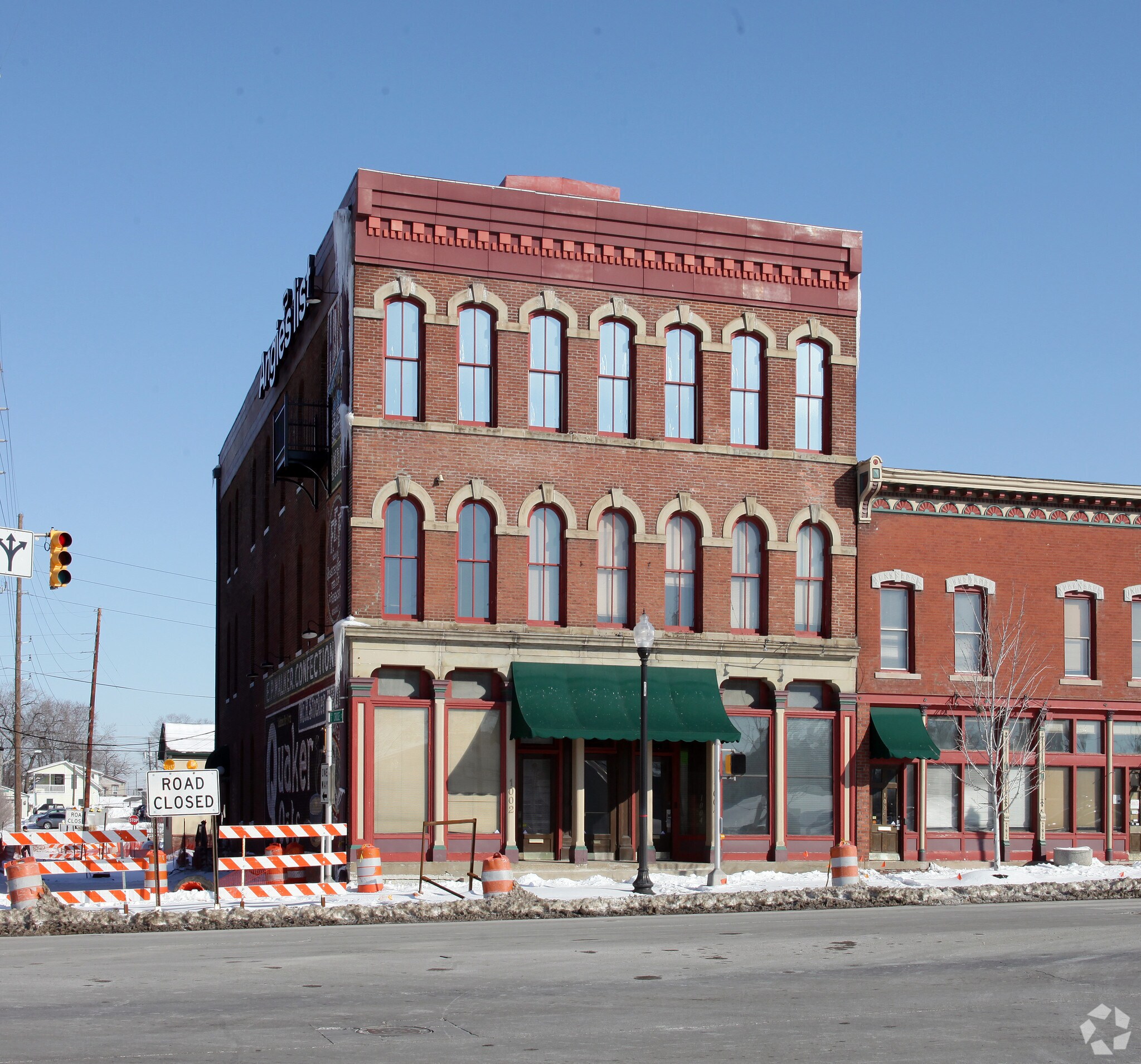 1002-1004 E Washington St, Indianapolis, IN à louer Photo principale– Image 1 sur 5