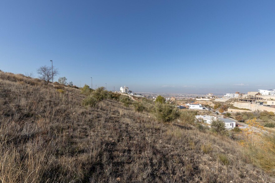 Calle Güevéjar, 6, La Zubia, Granada à vendre - Photo de l’immeuble – Image 2 sur 17
