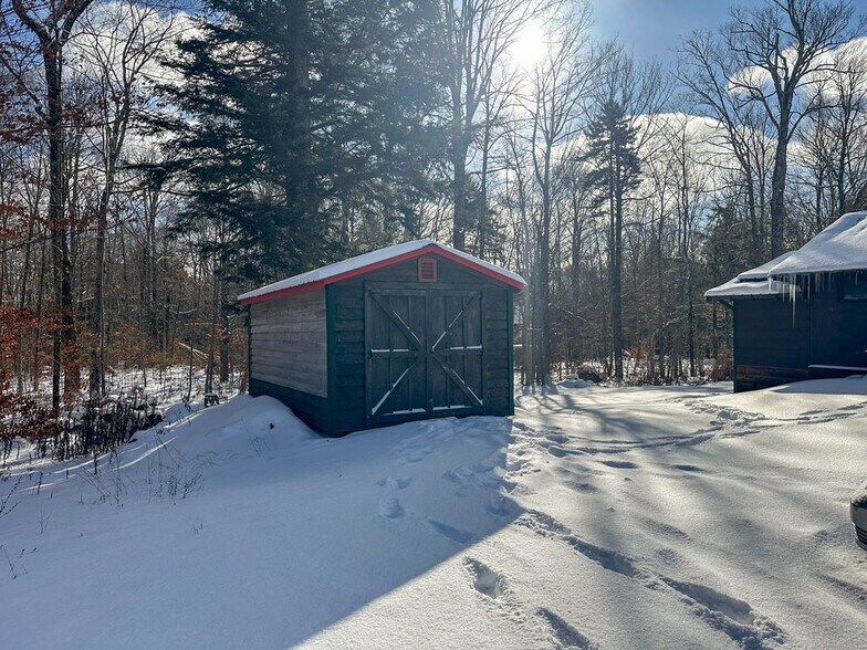 4226 NY-28, Old Forge, NY à vendre - Photo de l’immeuble – Image 2 sur 5