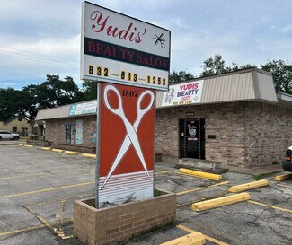 Plus de détails pour 1803-1807 Strawberry Rd, Pasadena, TX - Local commercial à vendre