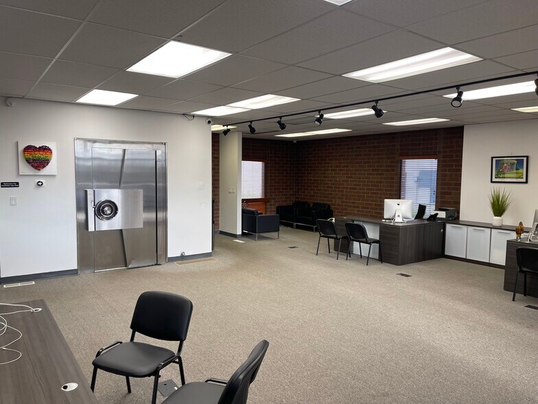 1735 S 300 W, Salt Lake City, UT à vendre - Photo de l’immeuble – Image 3 sur 18