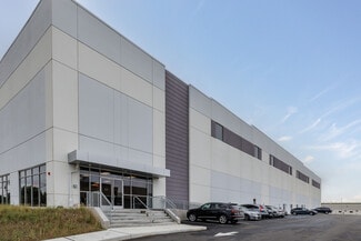 Plus de détails pour 200 Murray Hill Pky, East Rutherford, NJ - Industriel/Logistique à louer