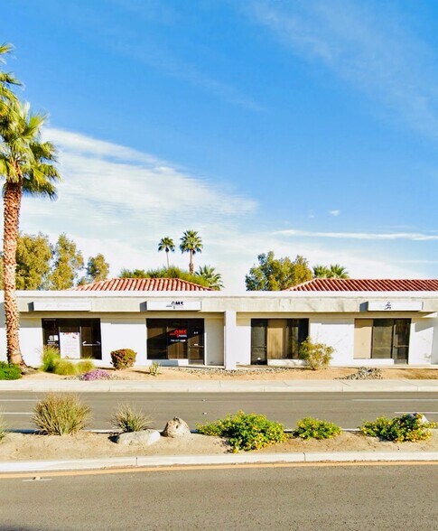 72880 Fred Waring Dr, Palm Desert, CA à louer - Photo de l’immeuble – Image 1 sur 1