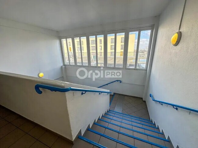 Plus de détails pour Local commercial à vendre
