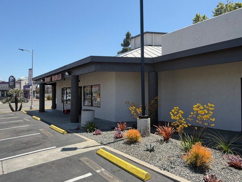 3175-3185 Midway Dr, San Diego, CA à louer - Photo de l’immeuble – Image 2 sur 9