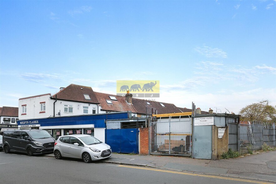 38 Green Wrythe Ln, Carshalton à louer - Photo de l’immeuble – Image 3 sur 3