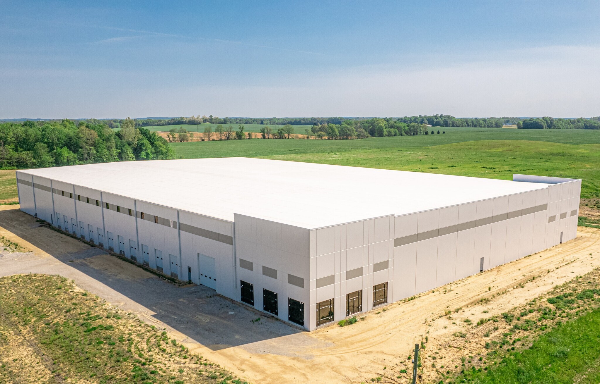 11200 Industrial Park Dr, Evansville, IN à louer Photo principale– Image 1 sur 11