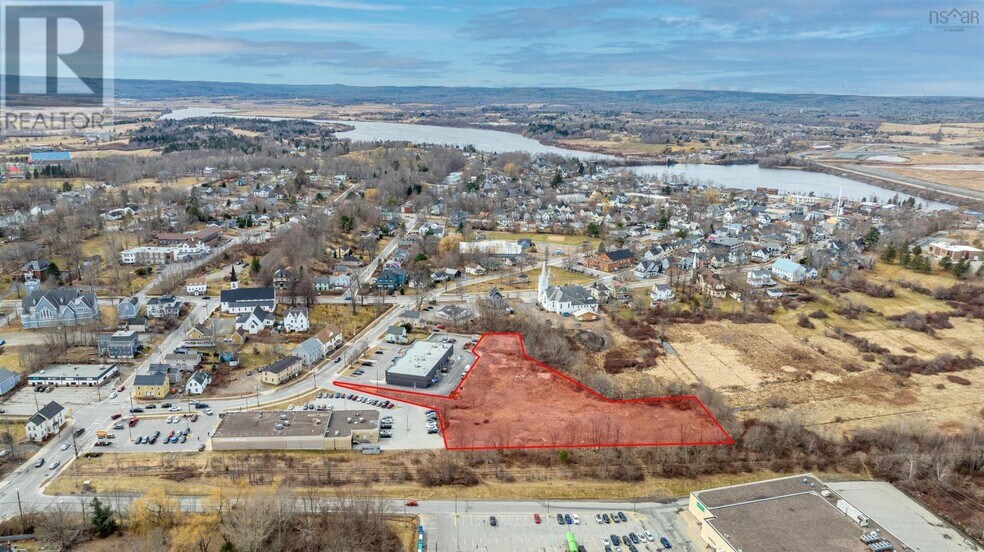 549 O'brien St, Windsor, NS à vendre - Aérien – Image 3 sur 11