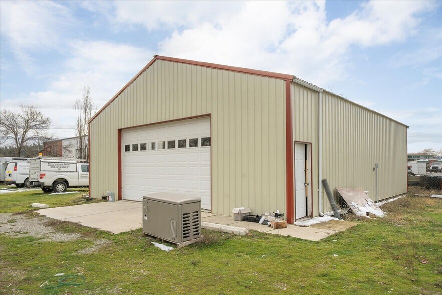 17220 E Cowley Ave, Spokane Valley, WA à vendre - Photo de l’immeuble – Image 3 sur 53