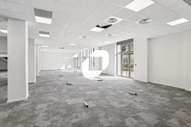 Bureau dans Lyon à louer - Photo de l’immeuble – Image 3 sur 18