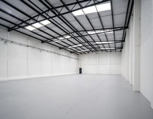 Kingsbridge Rd, Barking à louer - Photo de l’immeuble – Image 2 sur 8