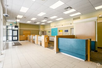 10303 107th Ave NW, Edmonton, AB à louer Photo intérieure– Image 2 sur 4