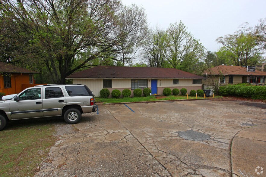 3156 Cahaba Heights Rd, Birmingham, AL à vendre - Photo de l’immeuble – Image 2 sur 2