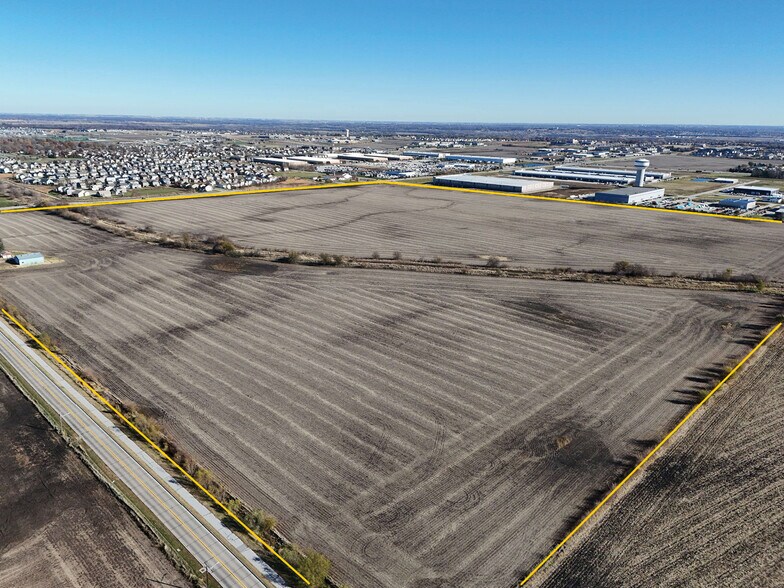 SE 19th St. St, Grimes, IA à vendre - Aérien – Image 1 sur 10